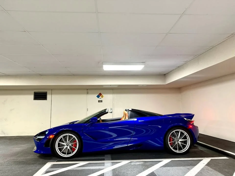 2022 McLaren 720S - Image 2 of 20