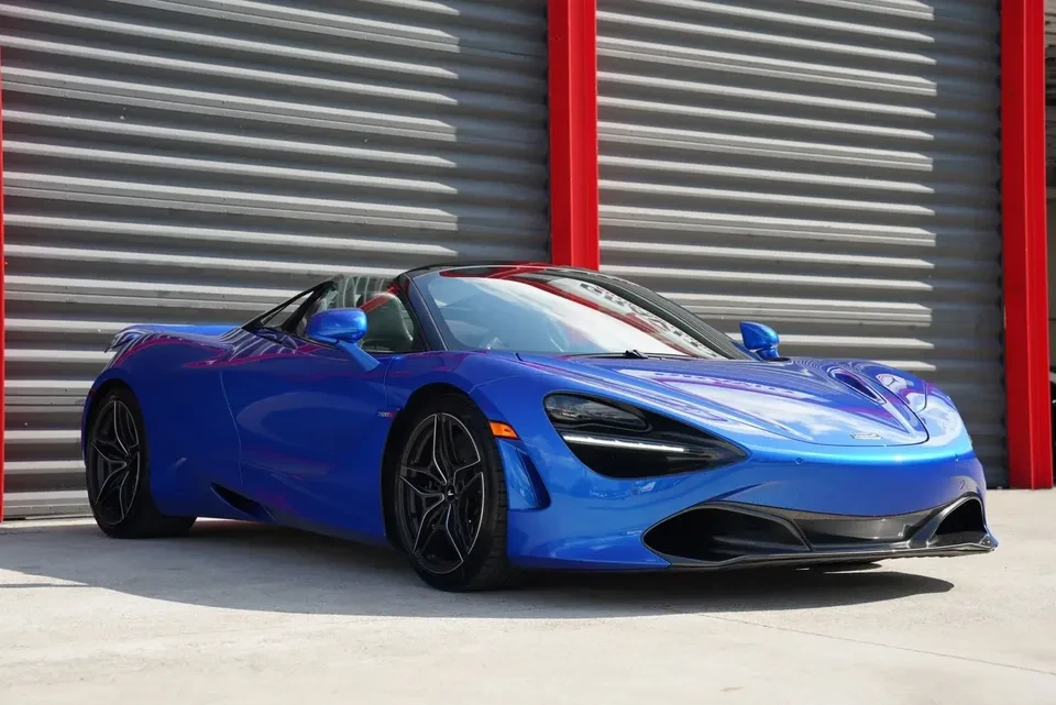 2022 McLaren 720S - Image 18 of 20