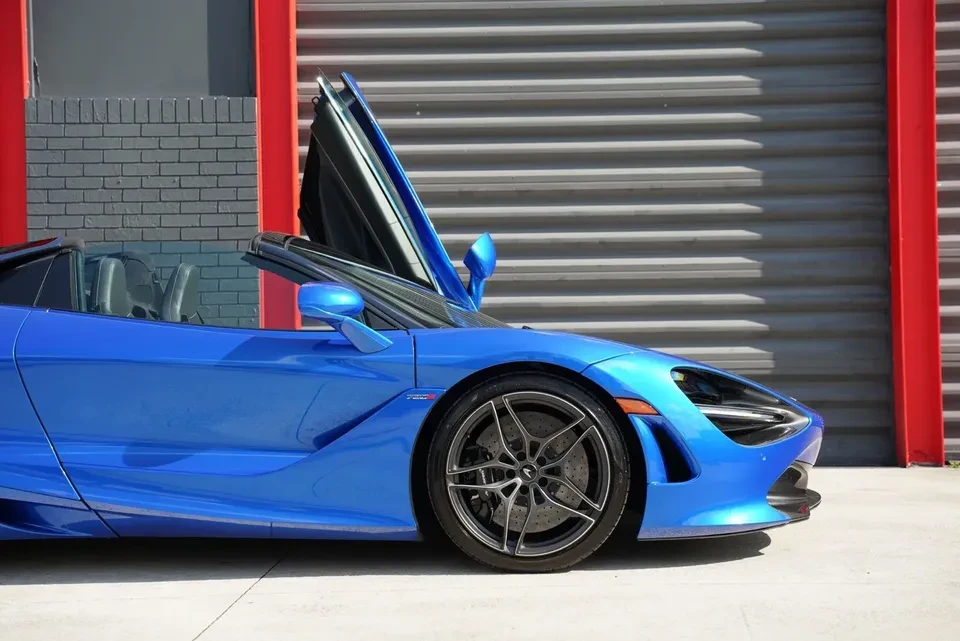 2022 McLaren 720S - Image 13 of 20