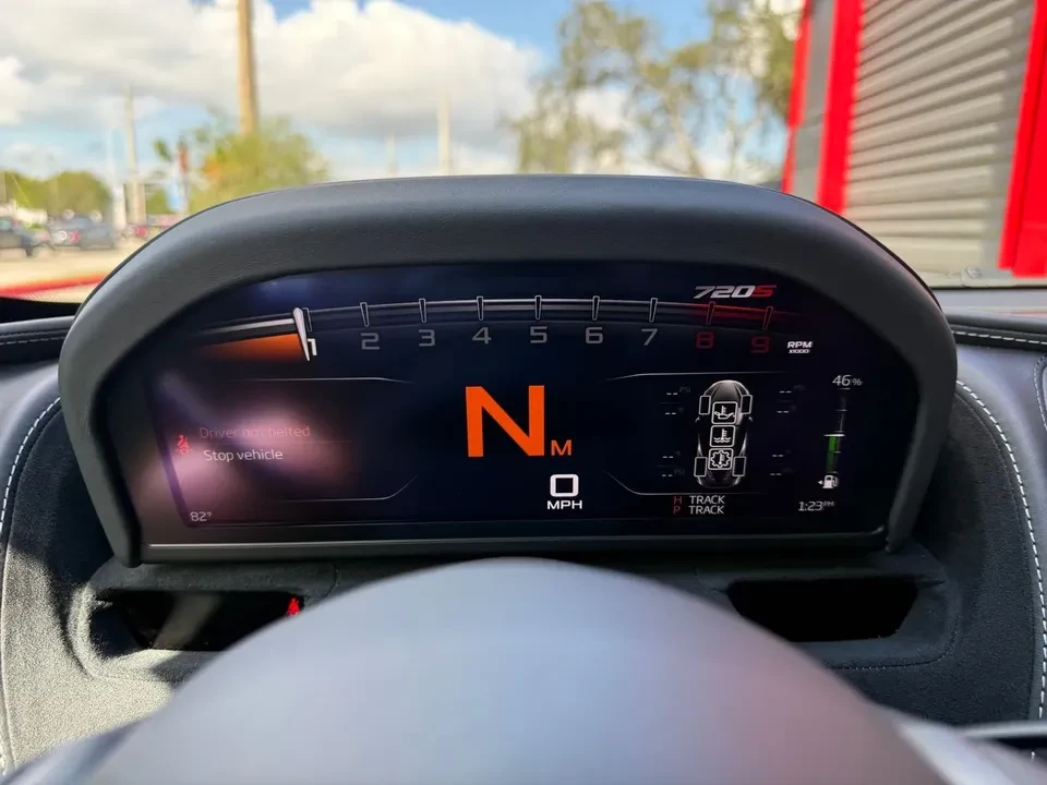 2022 McLaren 720S - Image 8 of 20