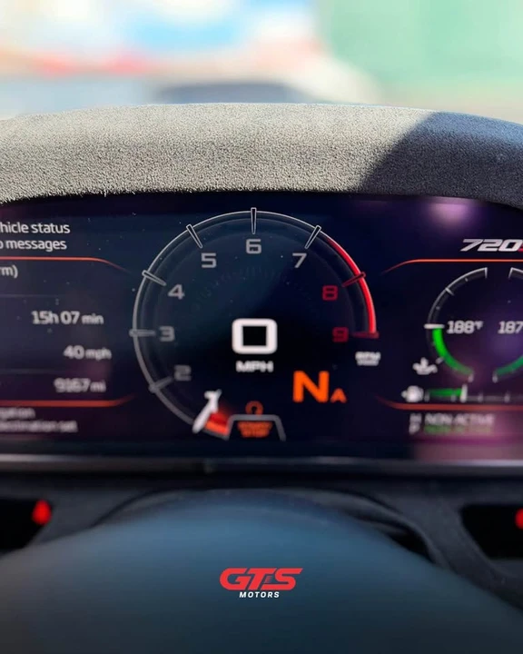 2022 McLaren 720S - Image 8 of 11