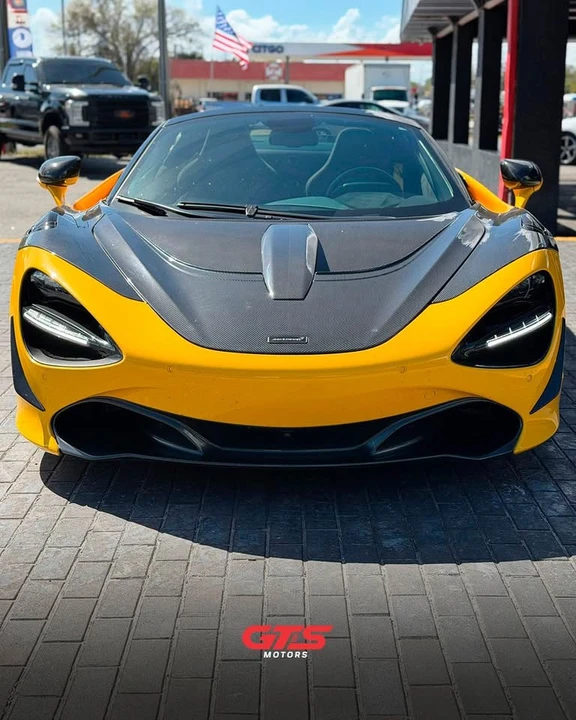 2022 McLaren 720S - Image 10 of 11