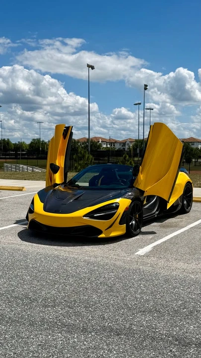 2022 McLaren 720S Spider - Image 9 of 20