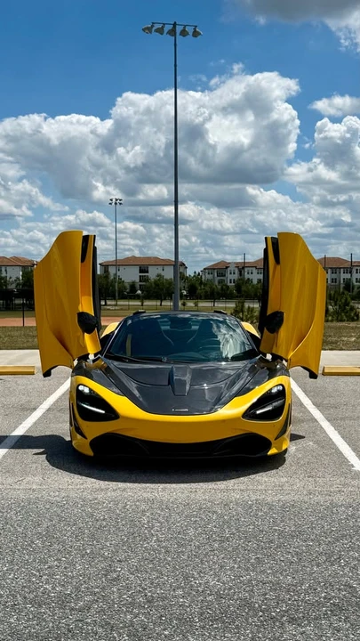 2022 McLaren 720S Spider - Image 10 of 20