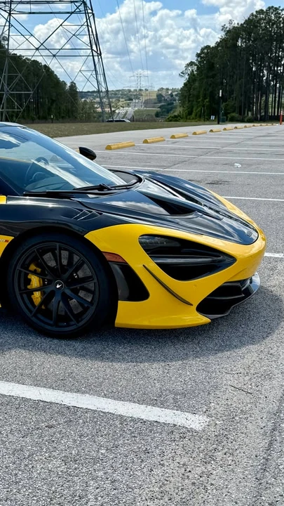 2022 McLaren 720S Spider - Image 12 of 20