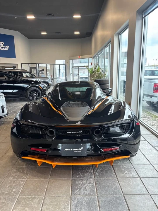 2022 McLaren 720S - Image 3 of 5