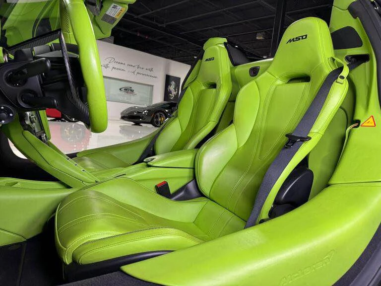 2022 McLaren 720S - Image 9 of 12