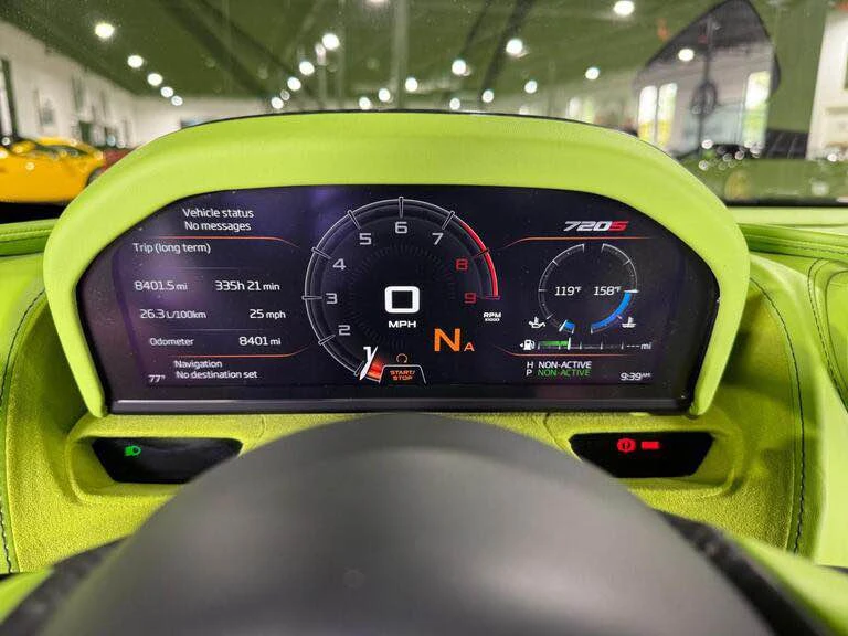 2022 McLaren 720S - Image 10 of 12