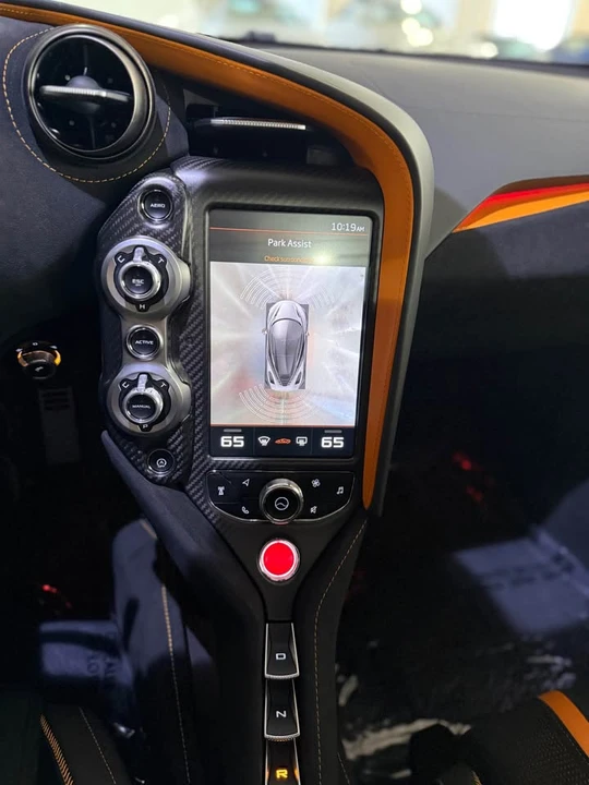 2022 McLaren 720S Spider - Image 15 of 18
