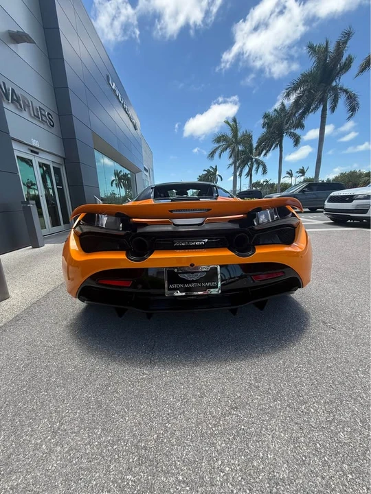 2022 McLaren 720S Spider - Image 5 of 18