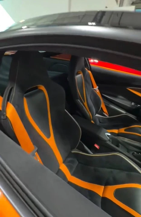 2022 McLaren 720S - Image 5 of 5