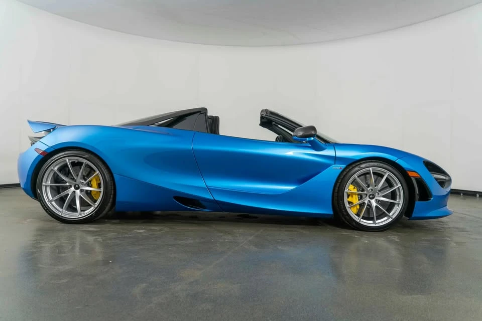 2022 McLaren 720S Spider - Image 4 of 14