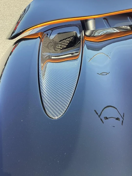 2022 McLaren 720S - Image 9 of 10