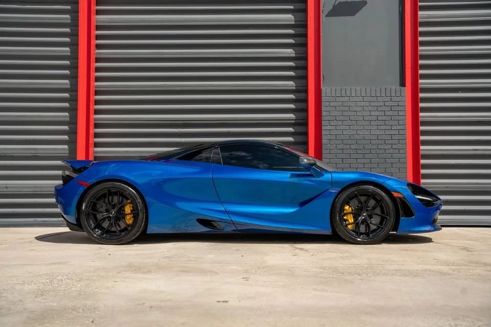 2022 McLaren 720S - Image 9 of 19