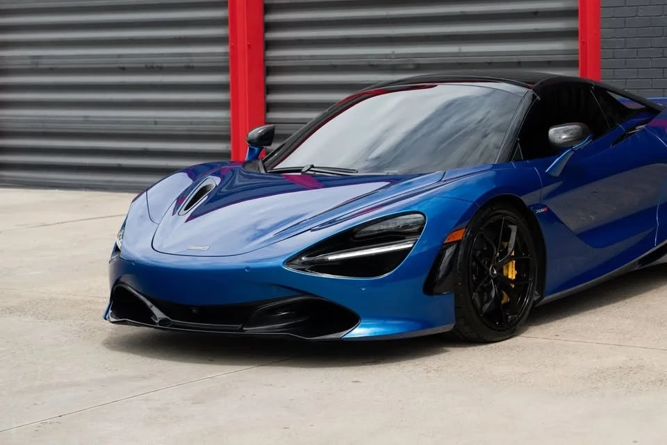 2022 McLaren 720S - Image 14 of 19