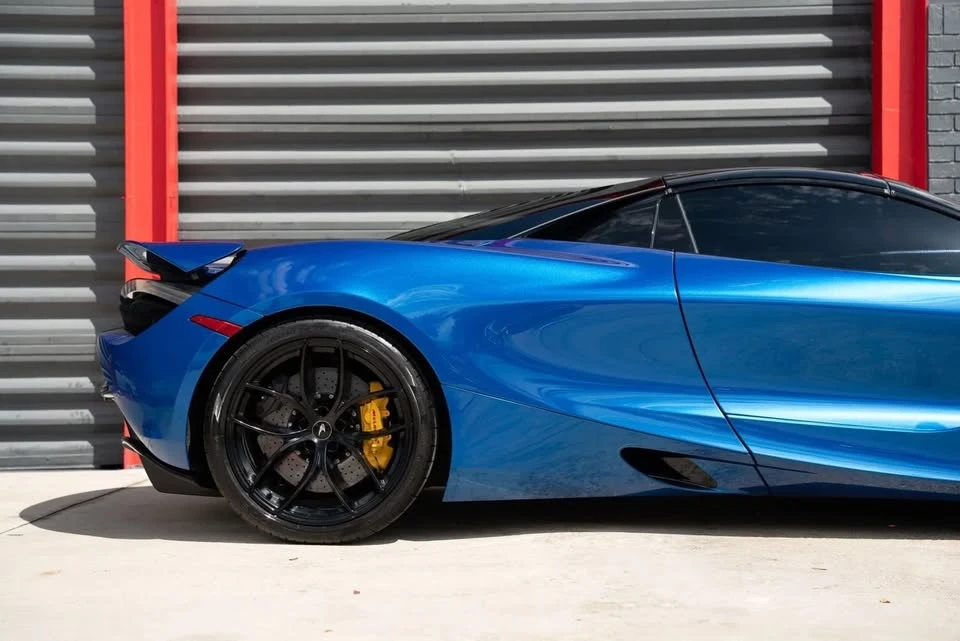 2022 McLaren 720S - Image 10 of 19