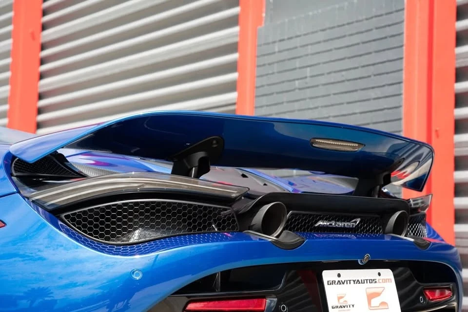 2022 McLaren 720S - Image 17 of 19
