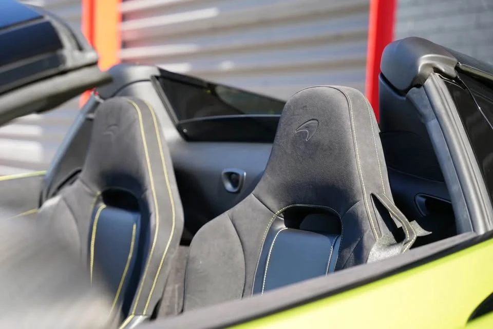 2022 McLaren 720S Spider - Image 15 of 18