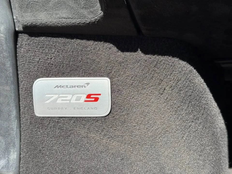 2022 McLaren 720S Spider - Image 16 of 19