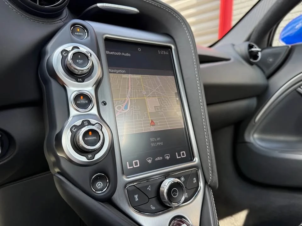 2022 McLaren 720S Spider - Image 15 of 16