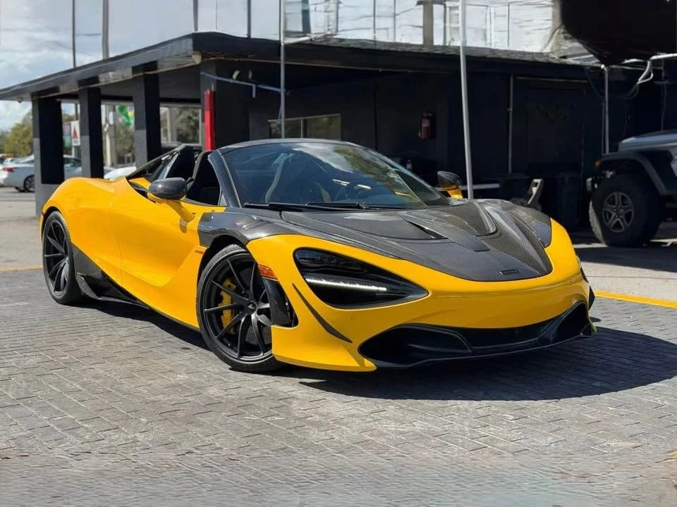 2022 McLaren 720S Spider - Image 2 of 10