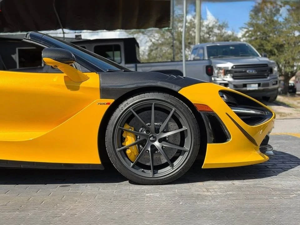 2022 McLaren 720S Spider - Image 5 of 10