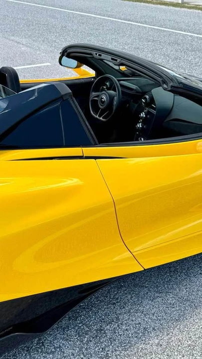 2022 McLaren 720S Spider - Image 16 of 16