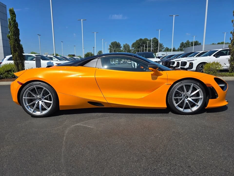 2022 McLaren 720S - Image 7 of 20