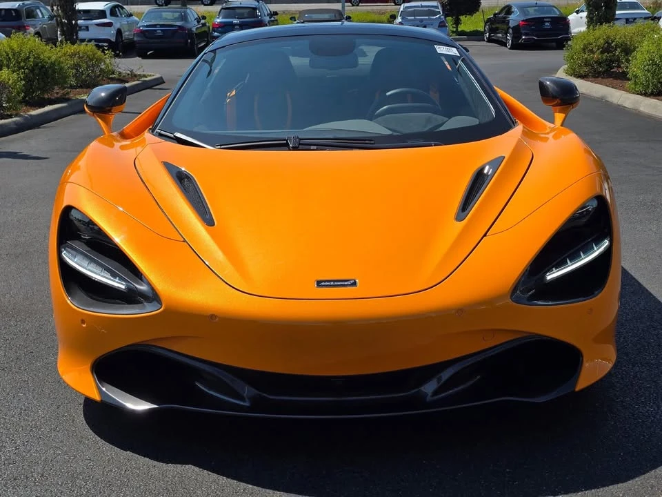 2022 McLaren 720S - Image 9 of 20