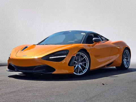 2022 McLaren 720S Performance