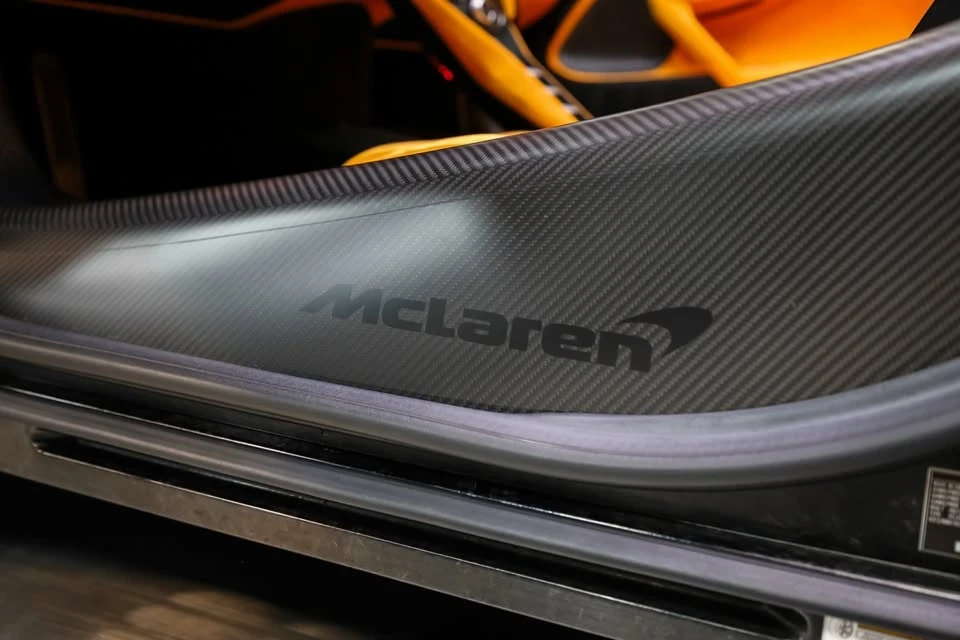2022 McLaren 720S Spider - Image 12 of 20