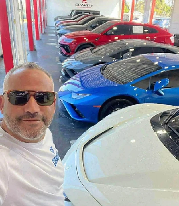 2022 McLaren 720S Spider - Image 11 of 17