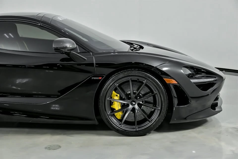 2022 McLaren 720S Spider - Image 14 of 20
