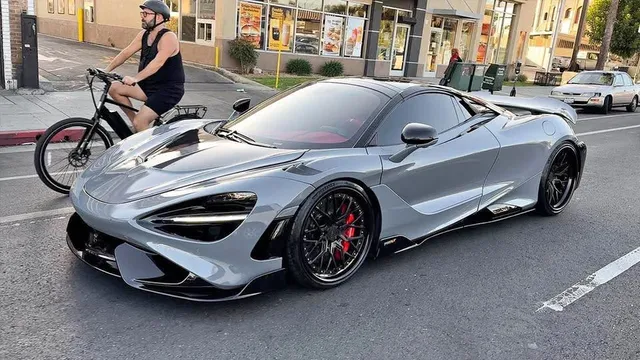 2022 McLaren 765LT