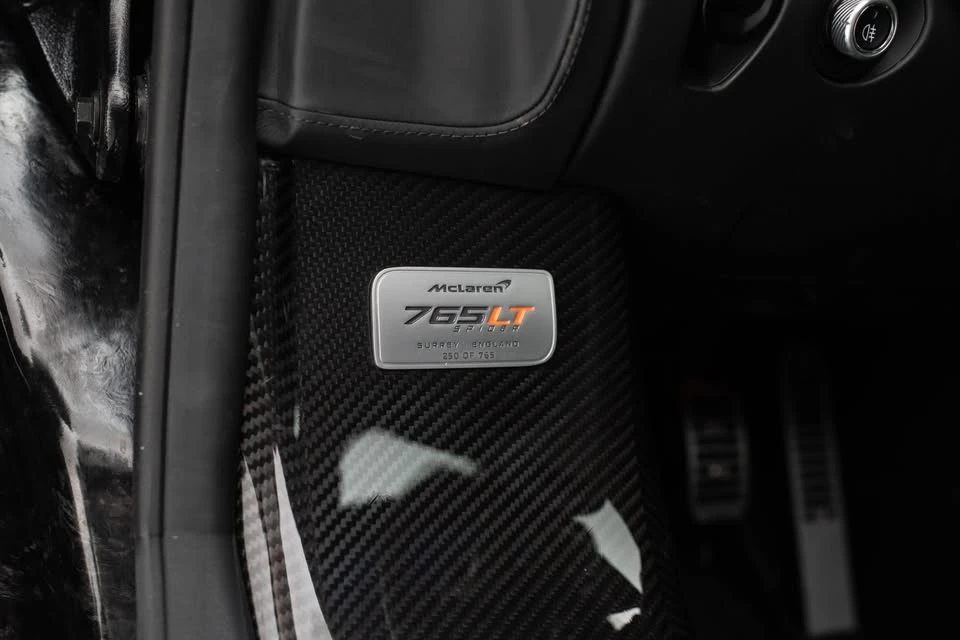2022 McLaren 765LT - Image 8 of 13