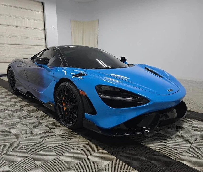 2022 McLaren 765LT - Image 3 of 17