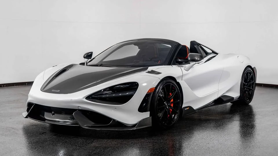 2022 McLaren 765LT Spider - Image 11 of 14