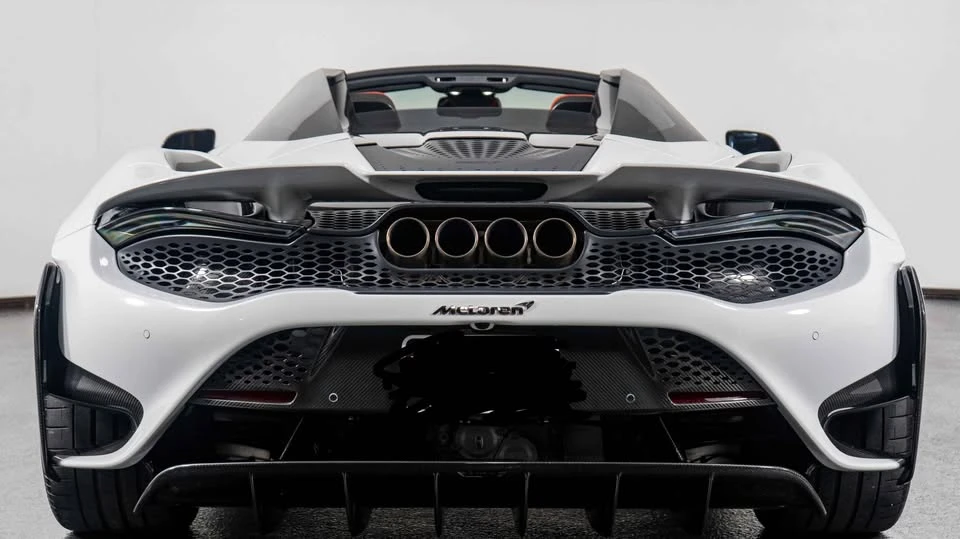 2022 McLaren 765LT Spider - Image 9 of 14