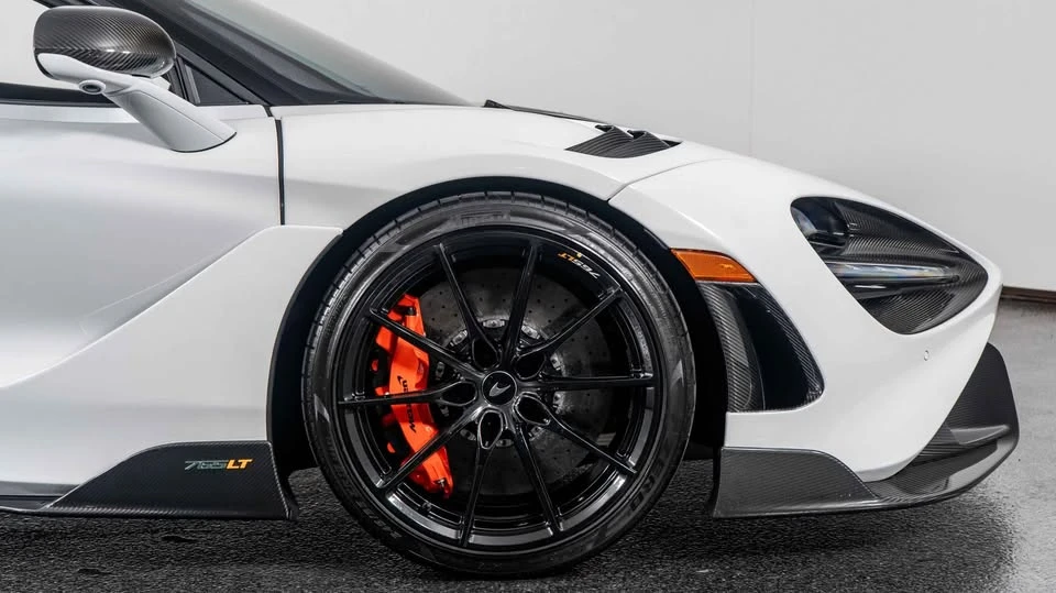 2022 McLaren 765LT Spider - Image 8 of 14