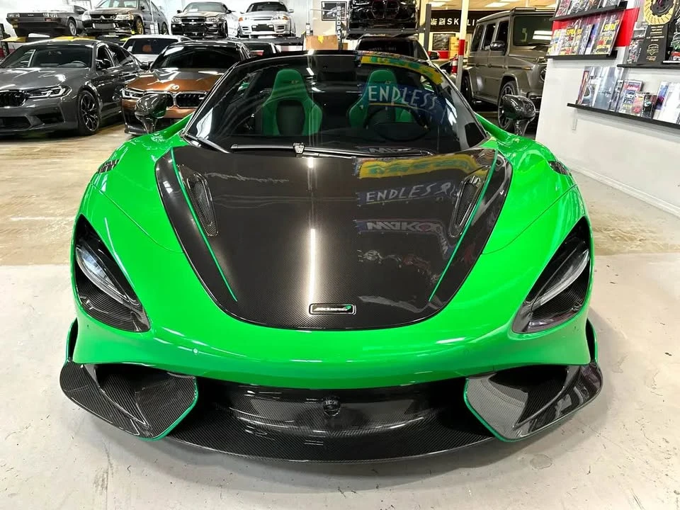 2022 McLaren 765LT Spider - Image 2 of 13
