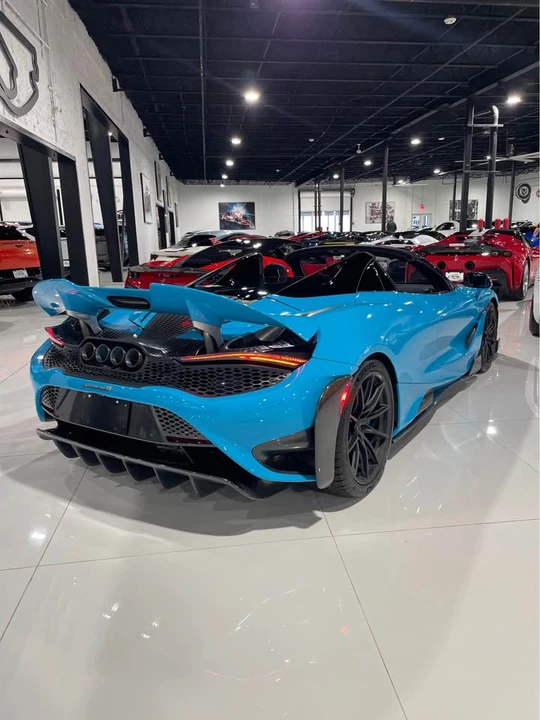 2022 McLaren 765LT Spider - Image 3 of 3