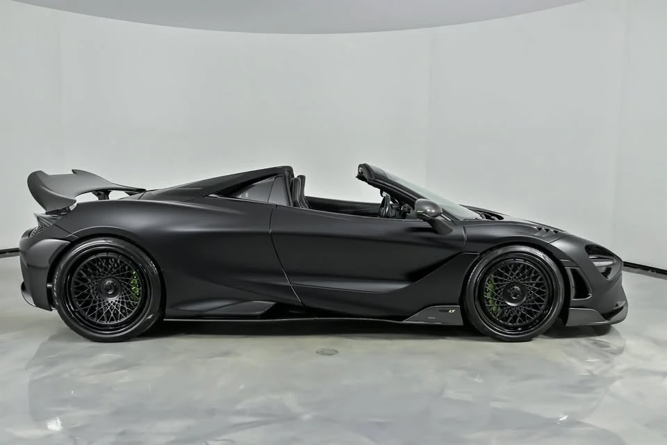2022 McLaren 765LT Spider - Image 16 of 20
