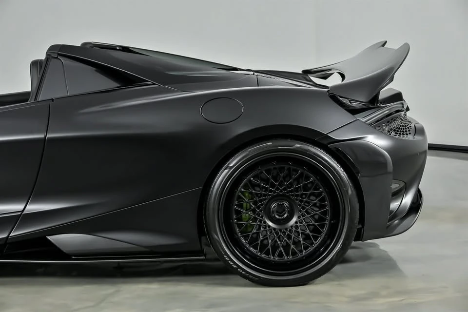 2022 McLaren 765LT Spider - Image 11 of 20