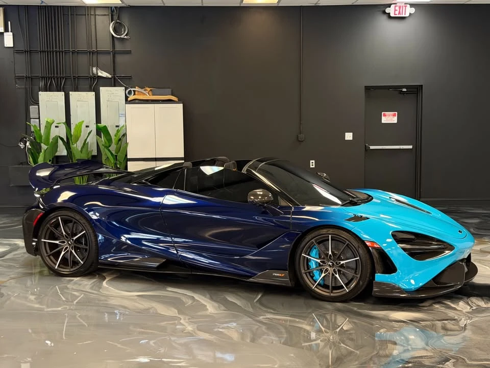2022 McLaren 765LT Spider - Image 7 of 18