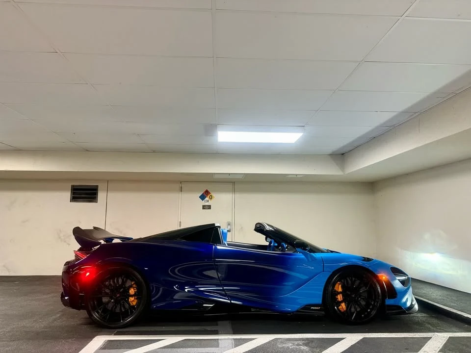 2022 McLaren 765LT - Image 8 of 20