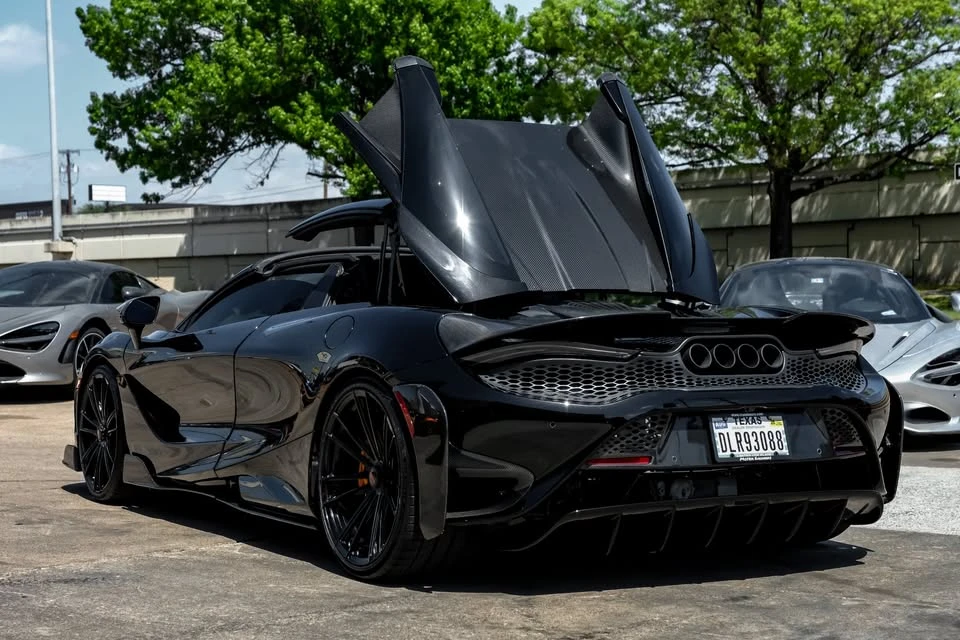 2022 McLaren 765LT - Image 7 of 20