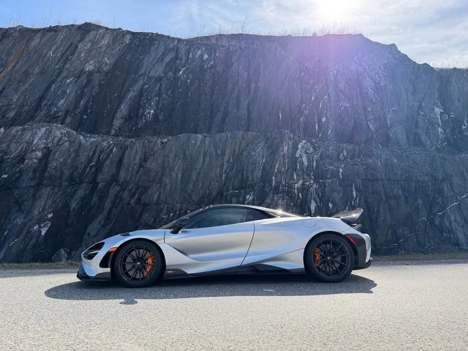 2022 McLaren 765LT - Image 7 of 19
