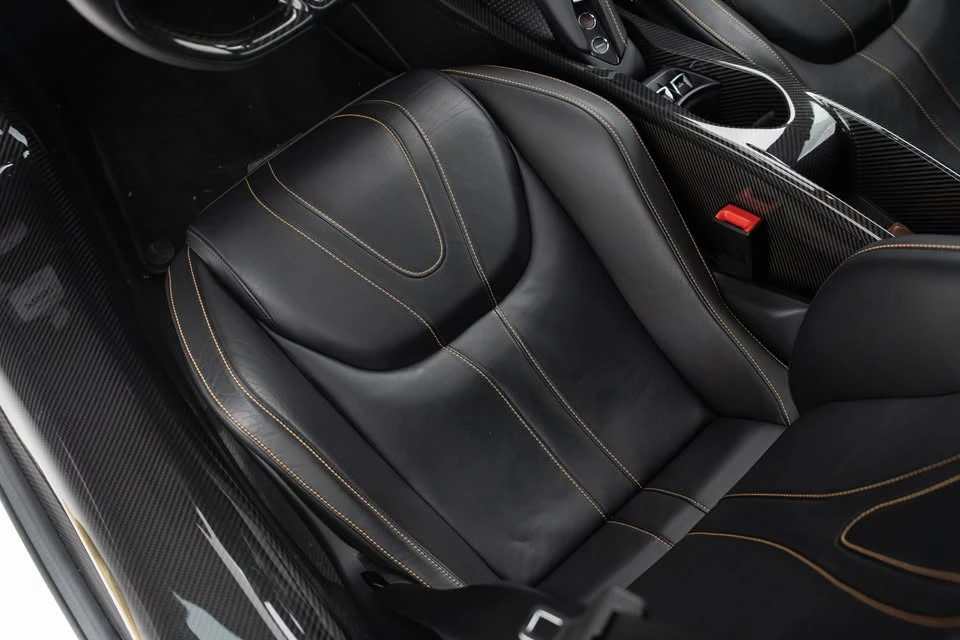 2022 McLaren 765LT - Image 10 of 13