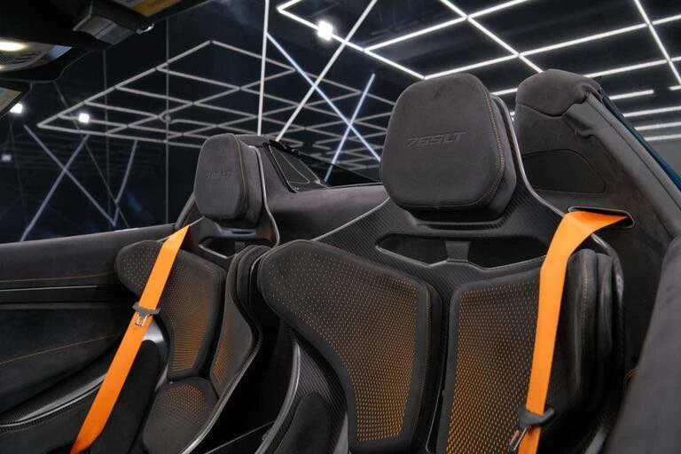 2022 McLaren 765LT Spider - Image 16 of 19