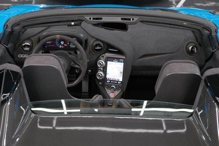2022 McLaren 765LT Spider - Image 13 of 19